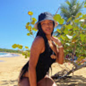 Meet your Posher, Vicky